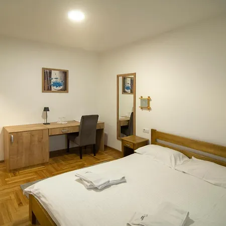 Lux Smestaj Ivanjicki Konaci * Ivanjica