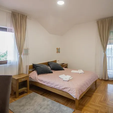 Lux Smestaj Ivanjicki Konaci Ivanjica