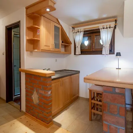 Lux Smestaj Ivanjicki Konaci Apartment