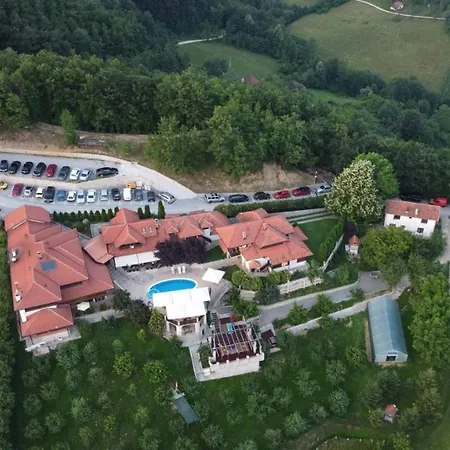 Lux Smestaj Ivanjicki Konaci Apartment *