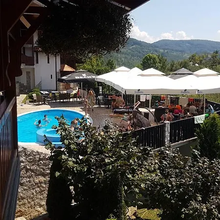 Apartment Lux Smestaj Ivanjicki Konaci